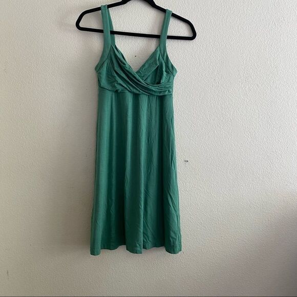 🍄 BCBGMaxAzria Green Beautiful Summer Mini Dress - Picture 1 of 6